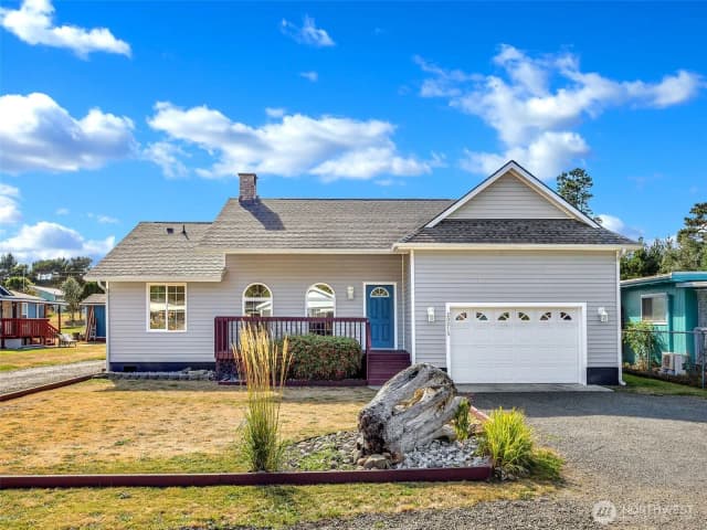 Property photo for 20215 P Place, Ocean Park photo 2