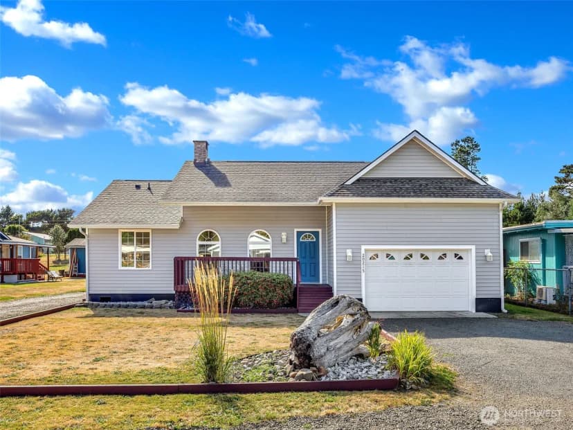 Property photo for 20215 P Place, Ocean Park photo 2