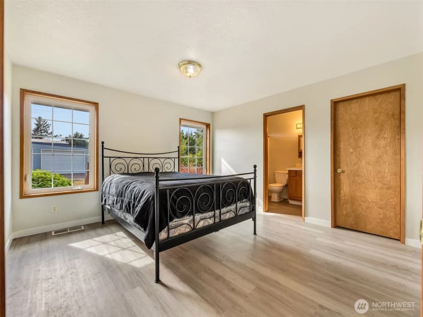 Property photo for 20215 P Place, Ocean Park photo 15