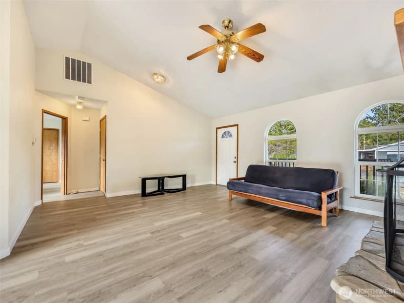 Property photo for 20215 P Place, Ocean Park photo 9