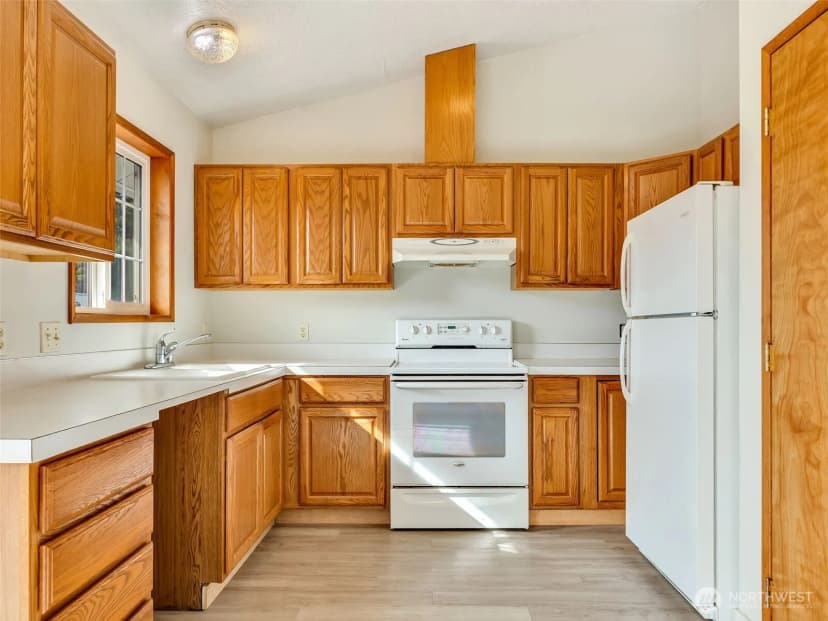 Property photo for 20215 P Place, Ocean Park photo 13