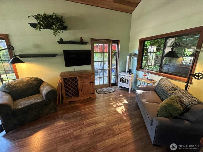 Property photo for 44894 Kloshe Trail, Concrete photo 9