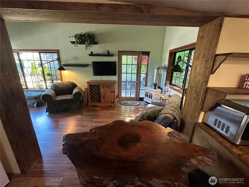 Property photo for 44894 Kloshe Trail, Concrete photo 8