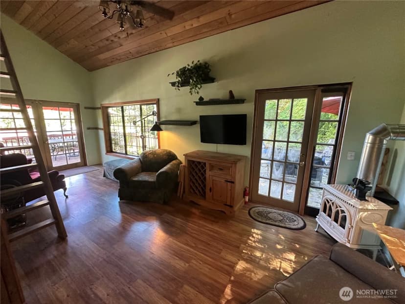 Property photo for 44894 Kloshe Trail, Concrete photo 13
