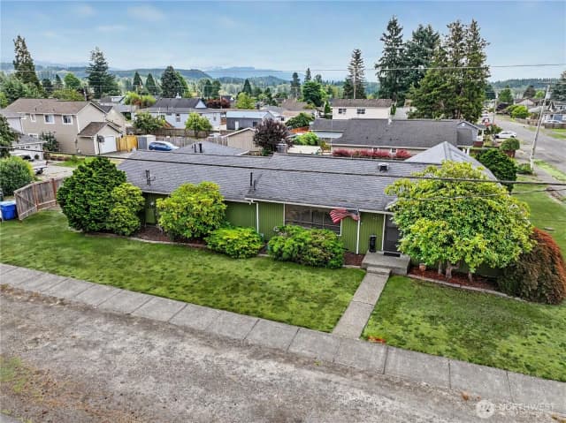 Property photo for 621 E Mason Avenue, Buckley photo 2