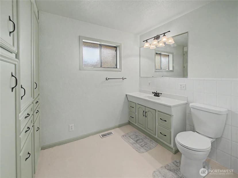 Property photo for 621 E Mason Avenue, Buckley photo 23