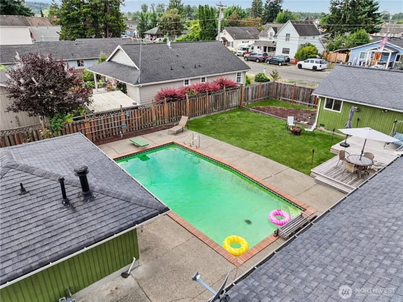 Property photo for 621 E Mason Avenue, Buckley