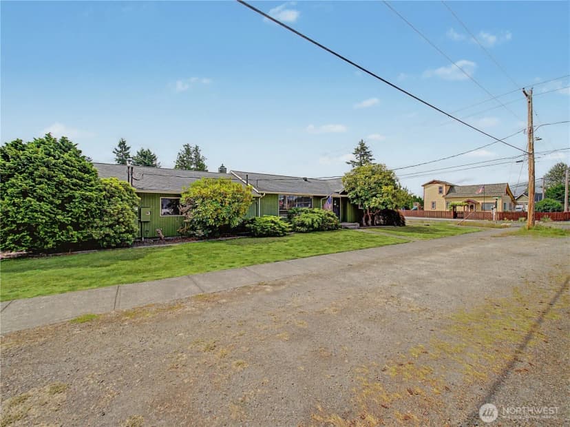 Property photo for 621 E Mason Avenue, Buckley photo 11