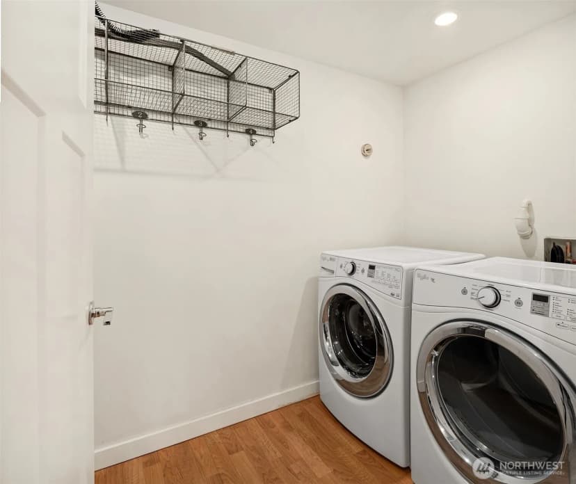 Property photo for 227 29th Avenue E, Seattle photo 32