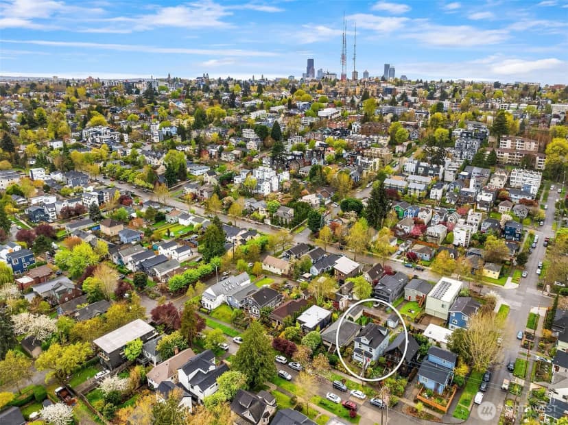 Property photo for 227 29th Avenue E, Seattle photo 40