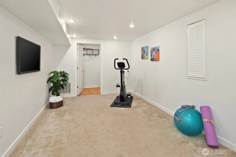 Property photo for 227 29th Avenue E, Seattle photo 28