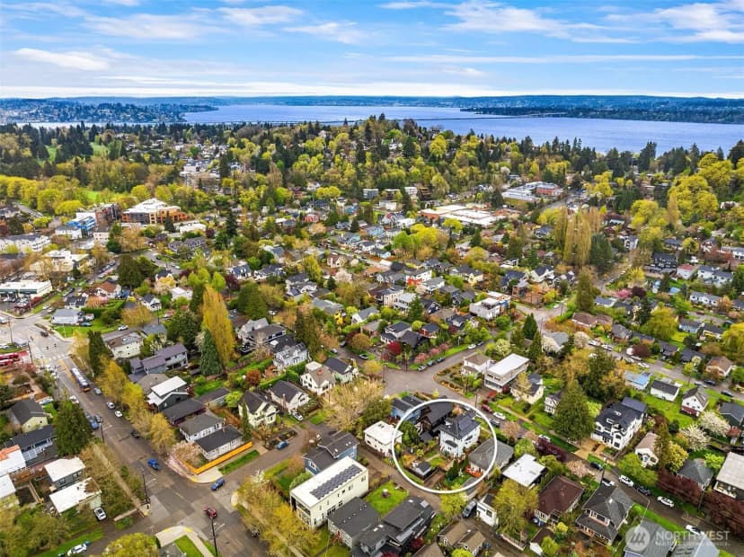 Property photo for 227 29th Avenue E, Seattle photo 39