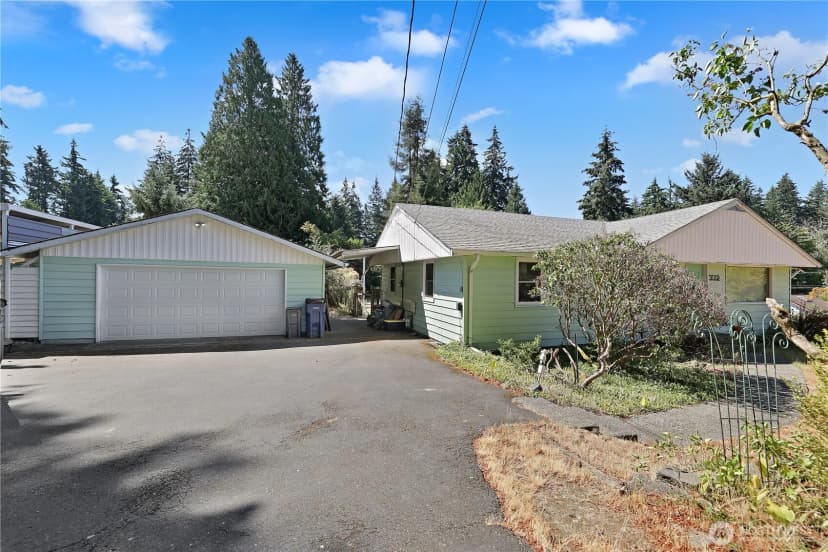 Property photo for 3012 116th Street Se, Everett photo 18