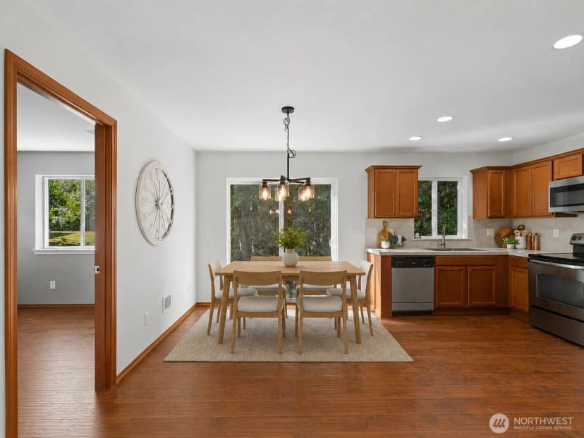 Property photo for 8402 Ne 61st Place, Marysville photo 10