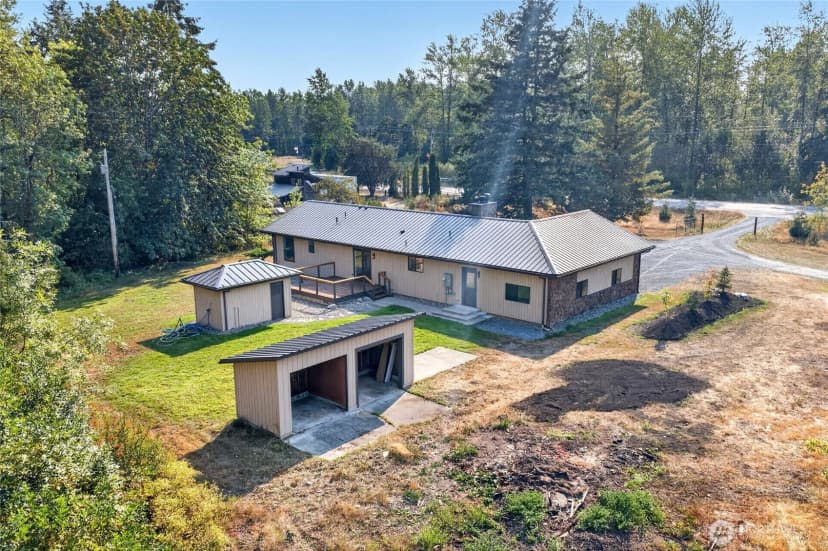Property photo for 31419 Mountain Hwy E, Eatonville photo 24