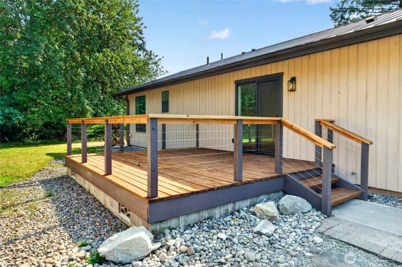 Property photo for 31419 Mountain Hwy E, Eatonville photo 19