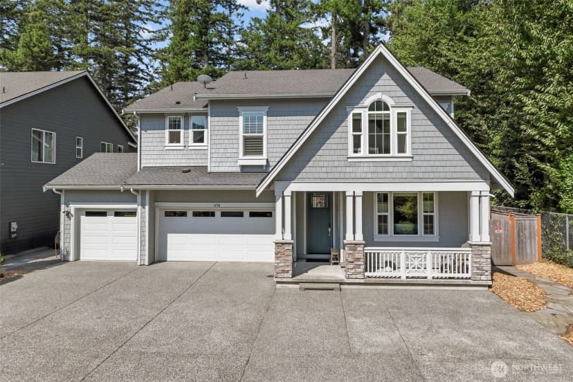 Property photo for 1176 Se 13th Place, North Bend