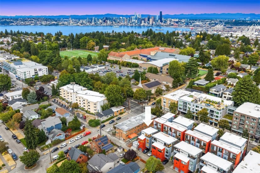 Property photo for 3211 California Avenue Sw, Seattle