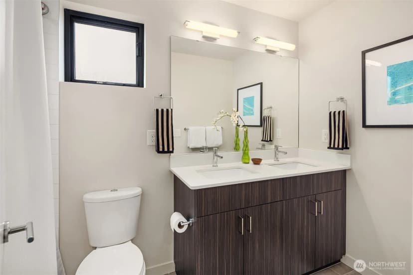 Property photo for 3211 California Avenue Sw, Seattle photo 31