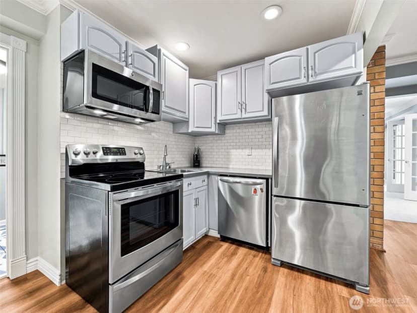 Property photo for 27265 33rd Place S, Kent photo 27