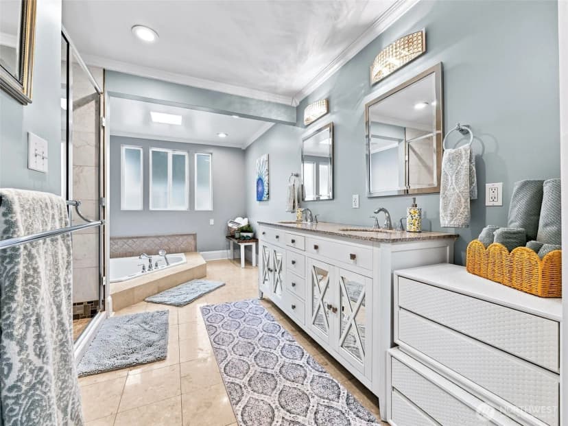 Property photo for 27265 33rd Place S, Kent photo 17