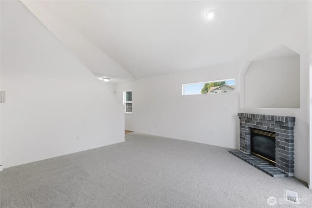 Property photo for 19407 12th Avenue Ct E, Spanaway photo 5