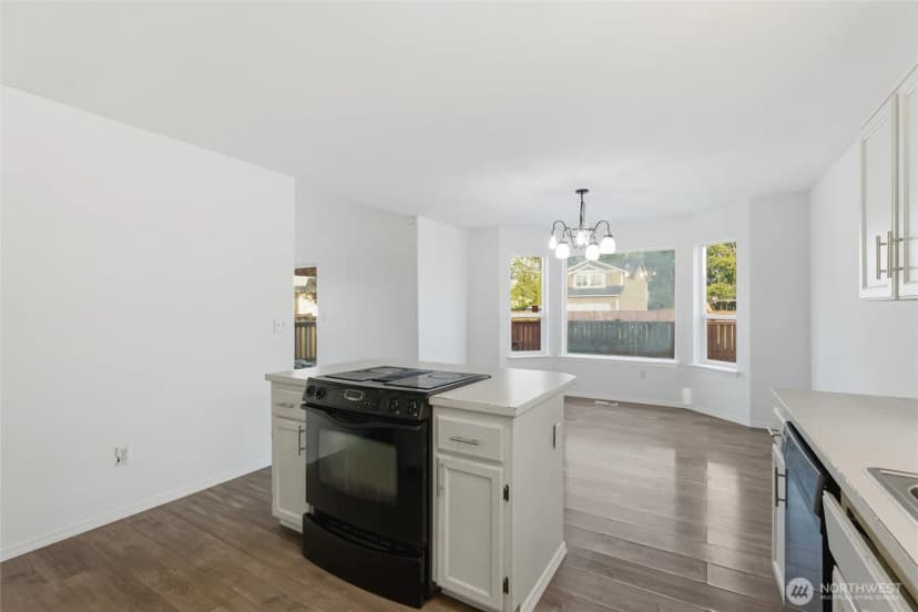 Property photo for 19407 12th Avenue Ct E, Spanaway photo 9