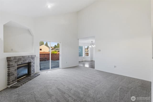 Property photo for 19407 12th Avenue Ct E, Spanaway photo 4