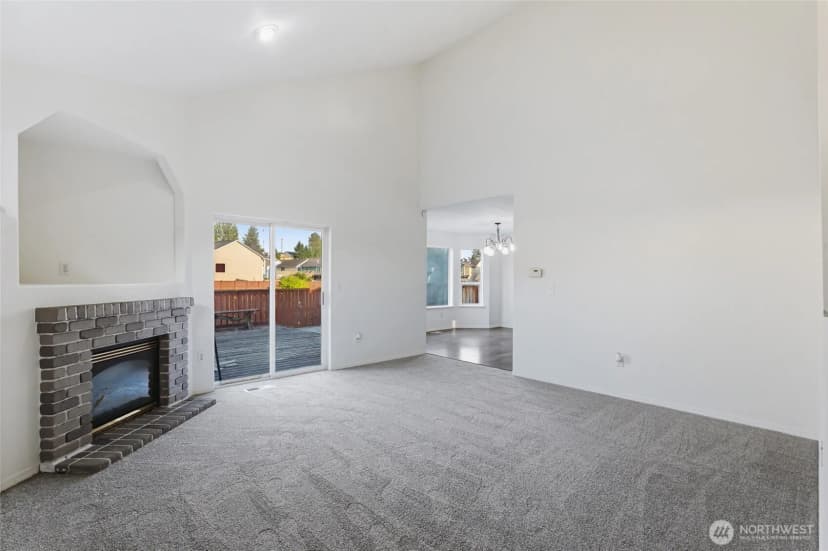 Property photo for 19407 12th Avenue Ct E, Spanaway photo 4