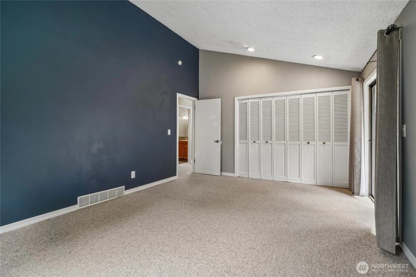 Property photo for 16808 240th Avenue Se, Maple Valley photo 19
