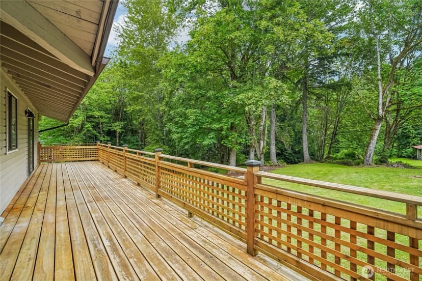 Property photo for 16808 240th Avenue Se, Maple Valley photo 22