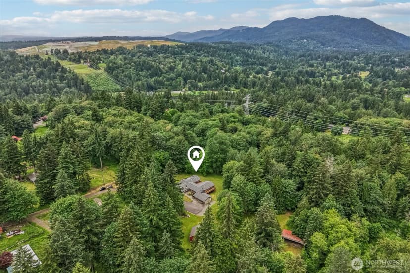 Property photo for 16808 240th Avenue Se, Maple Valley photo 37