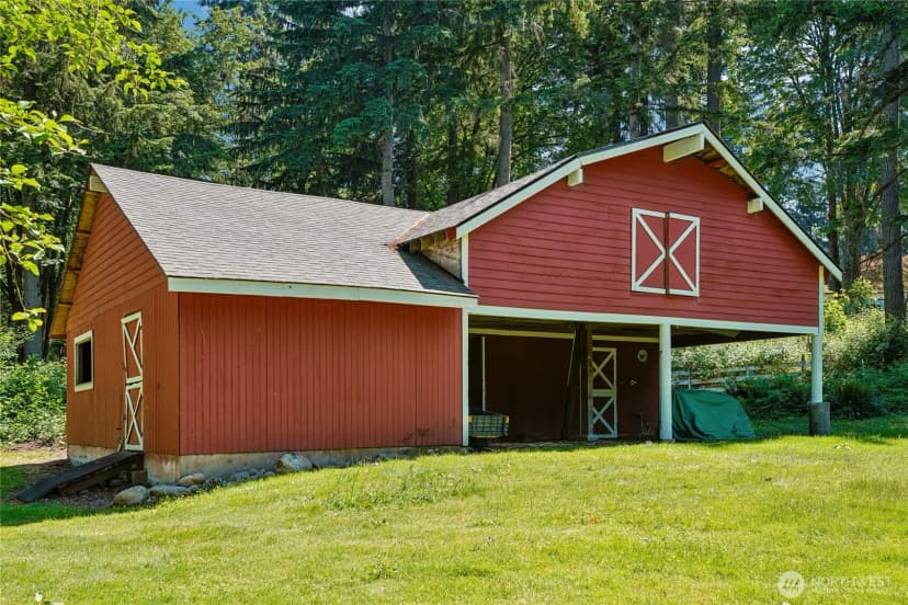 Property photo for 16808 240th Avenue Se, Maple Valley photo 29