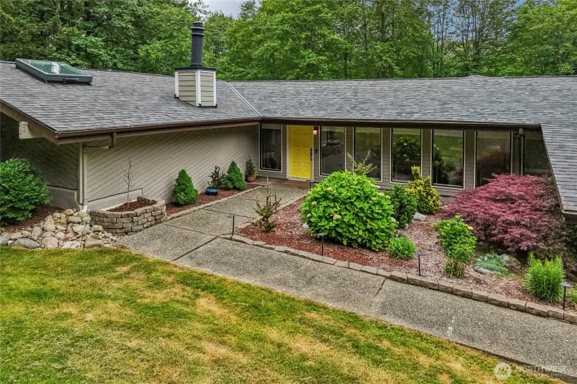 Property photo for 16808 240th Avenue Se, Maple Valley photo 33