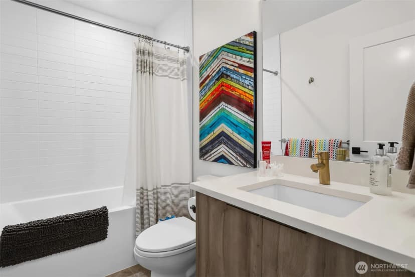 Property photo for 5513 B 6th Avenue Nw, Seattle photo 17
