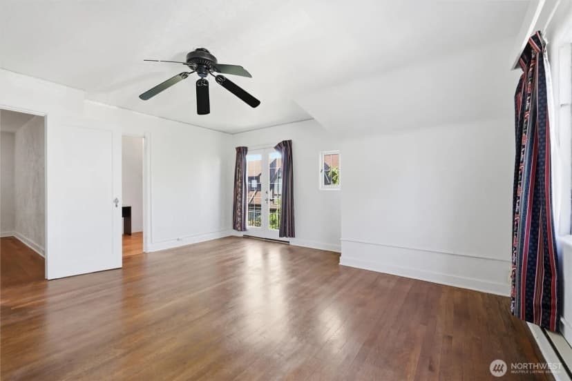 Property photo for 111 14th Avenue E #1, Seattle photo 20