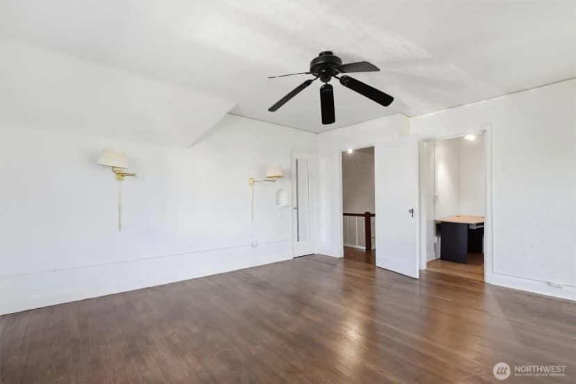 Property photo for 111 14th Avenue E #1, Seattle photo 21