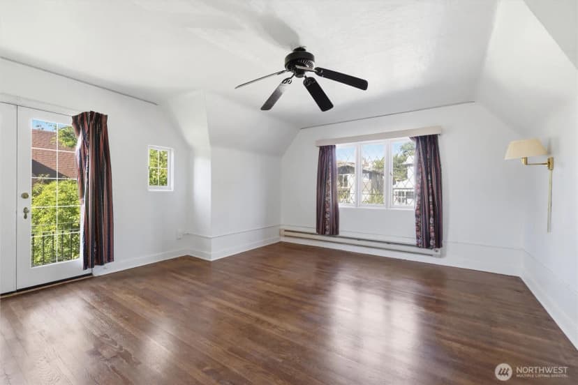 Property photo for 111 14th Avenue E #1, Seattle photo 19