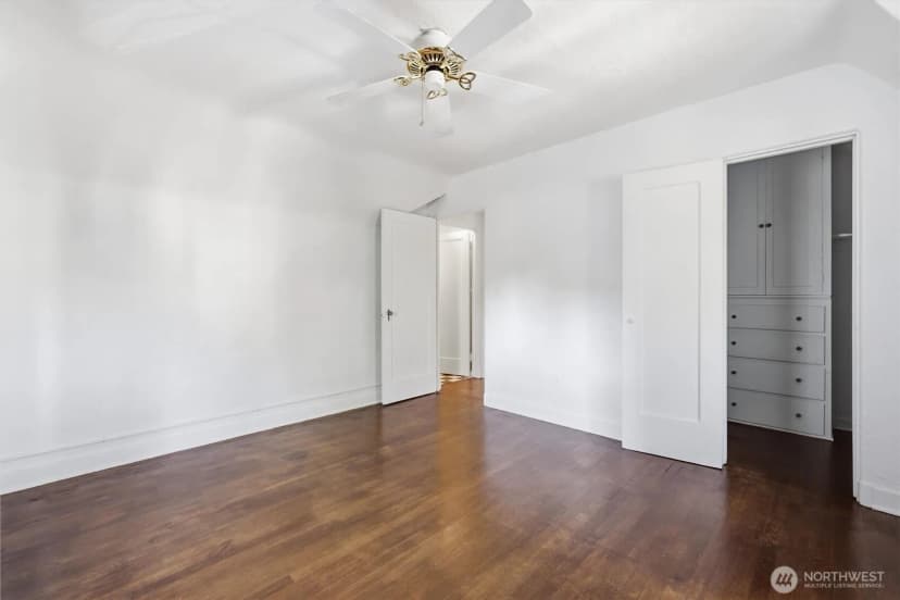 Property photo for 111 14th Avenue E #1, Seattle photo 24