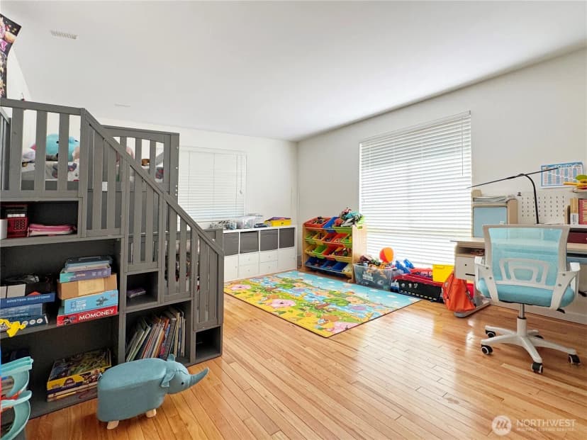 Property photo for 4448 144th Avenue Se, Bellevue photo 12