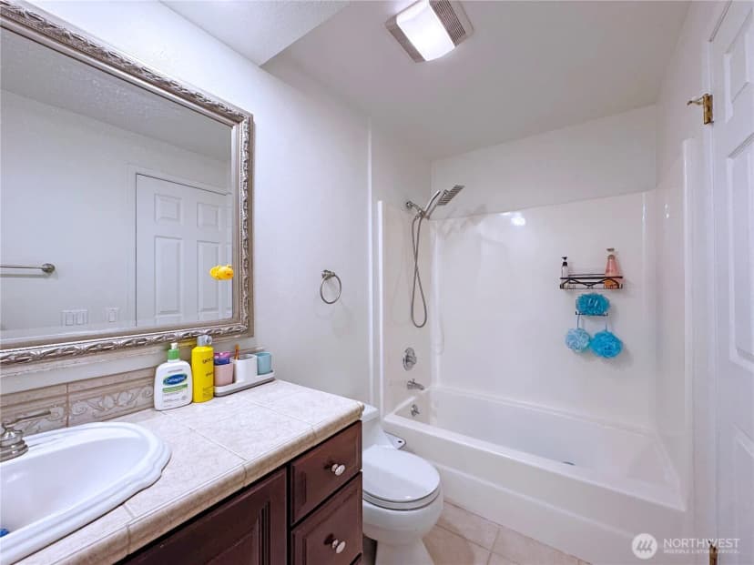 Property photo for 4448 144th Avenue Se, Bellevue photo 13