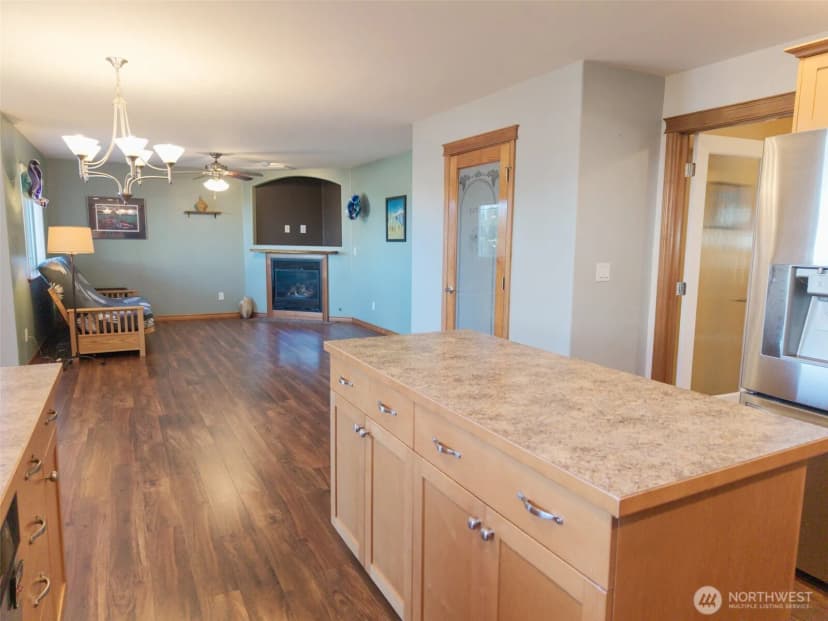 Property photo for 6204 Pacific Heights Drive, Ferndale photo 9