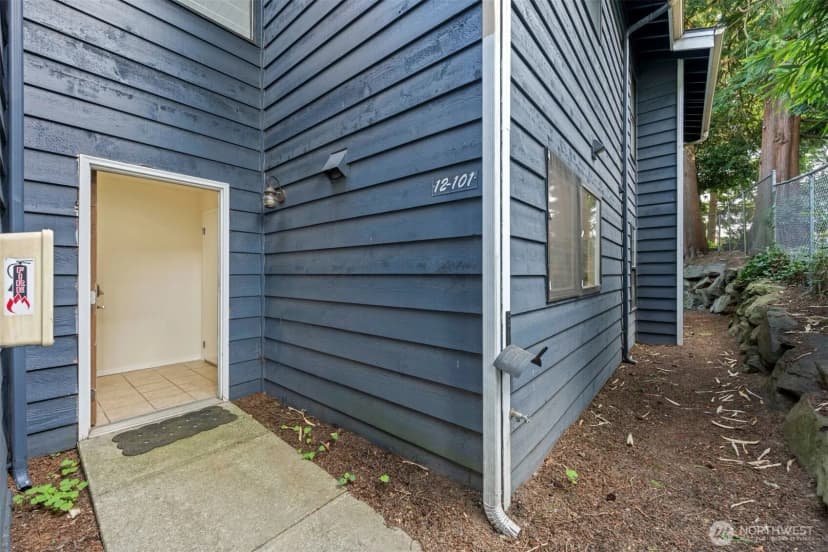 Property photo for 8408 18th Avenue W, Everett photo 23
