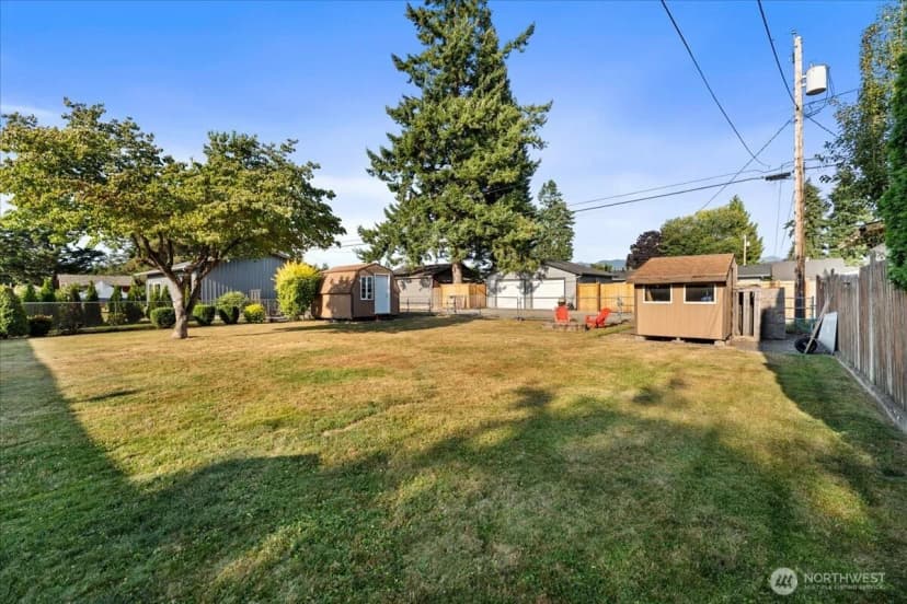 Property photo for 1163 Garfield Street, Enumclaw photo 32