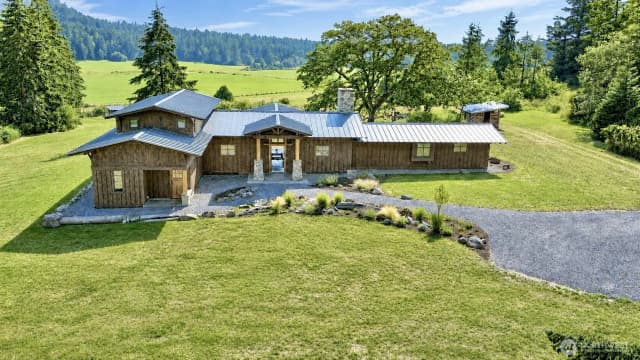 Property photo for 14 Fieldstone Road, Friday Harbor