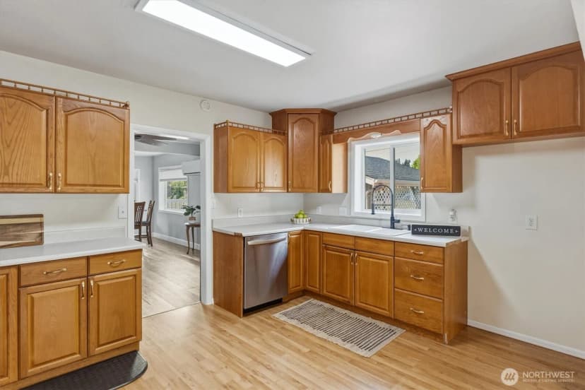 Property photo for 606 N 16th Avenue, Kelso photo 9