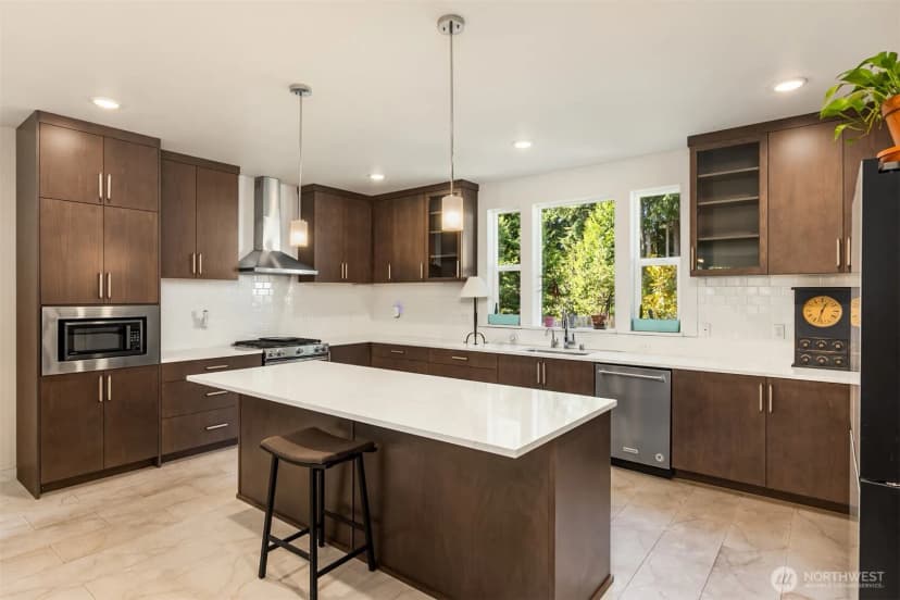 Property photo for 720 Fords Court Nw, Bainbridge Island photo 11
