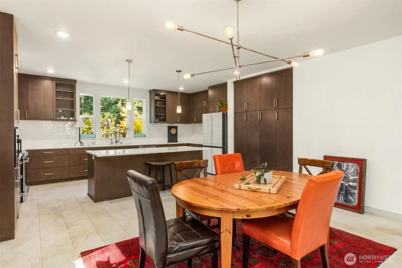 Property photo for 720 Fords Court Nw, Bainbridge Island photo 9