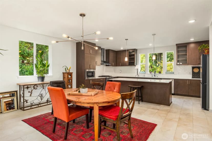 Property photo for 720 Fords Court Nw, Bainbridge Island photo 8