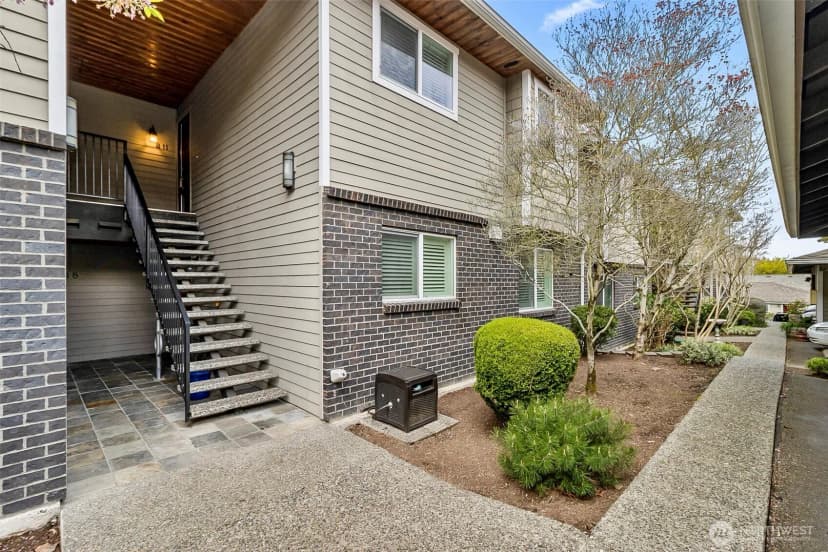 Property photo for 629 Kirkland Way #b11, Kirkland photo 14